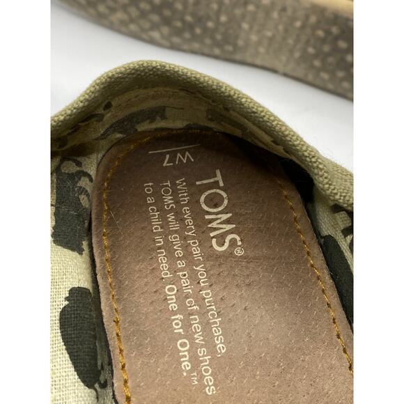 TOMS Women's Olive Green Classic Slip-On Round-Toe Alpargata Canvas Shoes SZ 7 - Picture 9 of 9